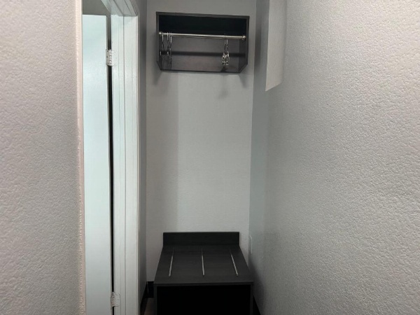 Motel 6 Hollywood image 10