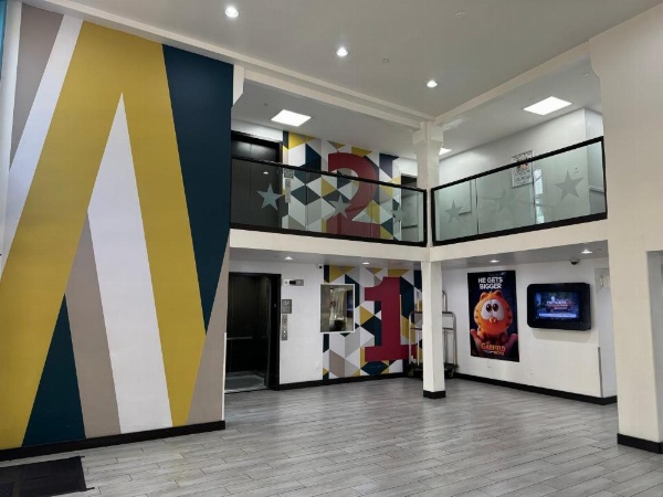 Motel 6 Hollywood image 35